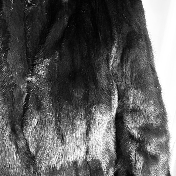 Mink coat and matching hat full length - Picture 8 of 10